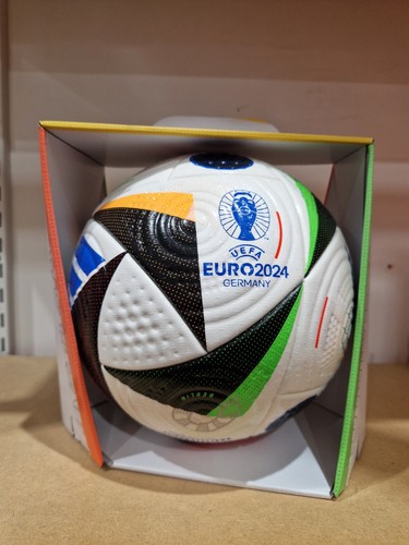 Adidas euro 2024 pro match - adidas,