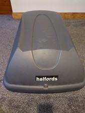 Halfords roof box and Rail