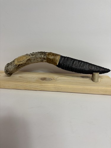 Flint knapped knife - flint,
