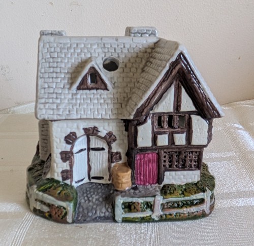 Tudor house ceramic tealight - house,
