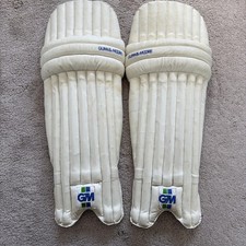 Gun moorecricket batting - &,
