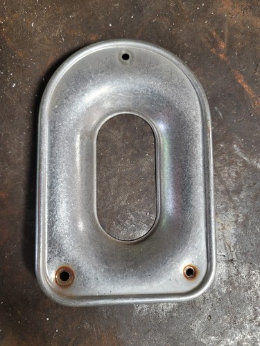 Tokheim nozzle receiver - 39,