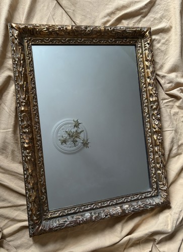 Beautiful vintage gilt mirror - vintage,