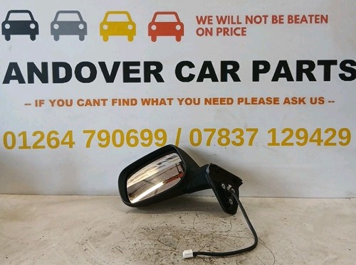 Toyota auris 5dr passengers - auris,
