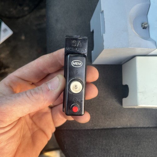 Mem push button bs3871 - bs3871, mcb