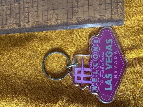 Pink las vegas keyring - vegas,