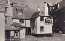 Vintage HR Noall Postcard - The Sloop Inn, St Ives, Cornwall - RP - c1957