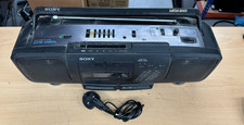 Vintage Sony CFS-D30L Radio