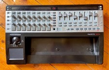 Novation Remote 25 SL Keyboard