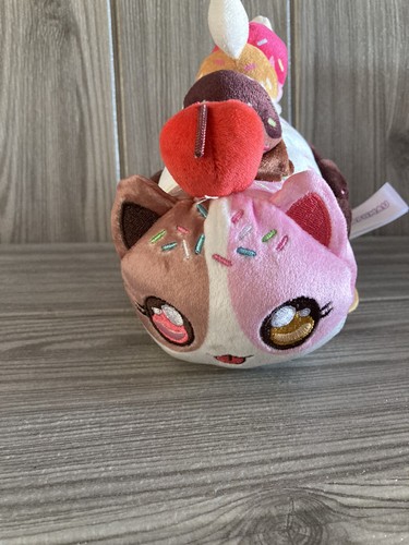 Aphmau neapolitan ice cream - neapolitan,