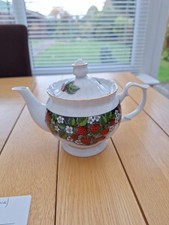 Vintage Raspberry Teapot
