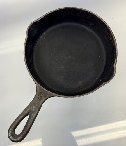Vintage wagner ware skillet - ware,