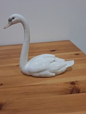 Lladro Swan Glazed Ceramic