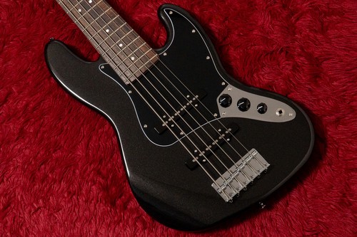 Squier fender affinity - by,