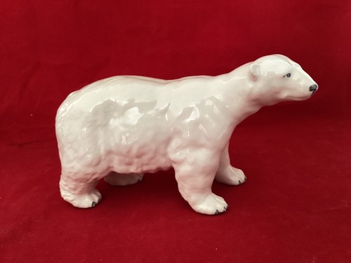 Beswick polar bear - polar,
