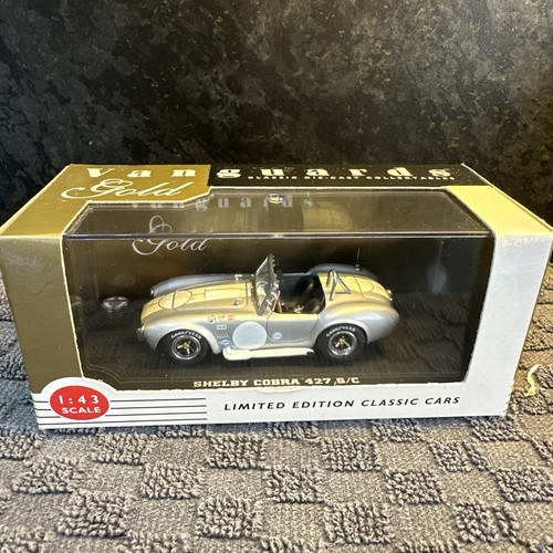 Vanguards gold shelby cobra - vanguards,
