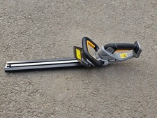 Titan TTI827HDC  18V Cordless 450mm Hedge trimmer BARE