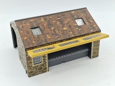 Hornby Railways R506R504 Goods Shed - OO Gauge