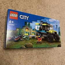 LEGO City 40582 4x4 Ambulance Building Set. New & Sealed. Retired.