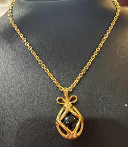 Joan rivers caged egg - joan, necklace