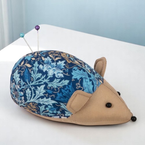 Hedgehog pin cushion woodblock - hedgehog,