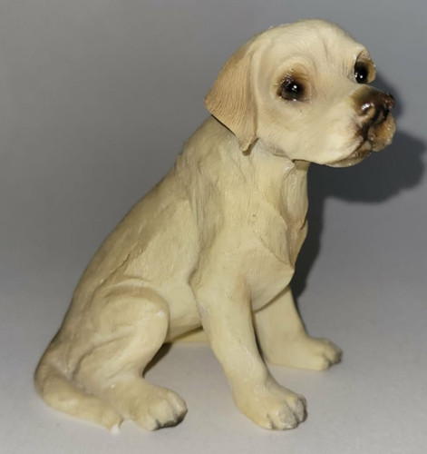 Vintage resin golden labrador - golden,