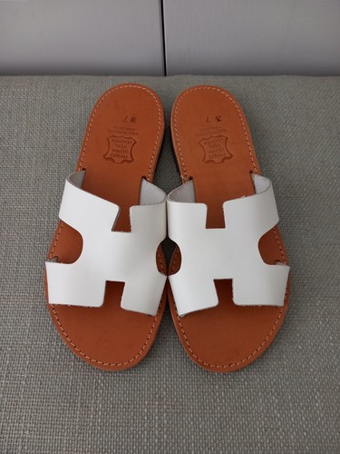 Handmade white tan - &,
