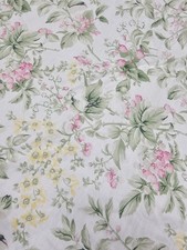 Laura ASHLEY BED COMFORTER