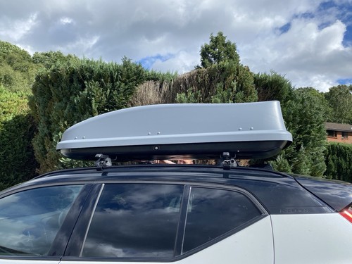 Halfords 420l roof box with - halfords,
