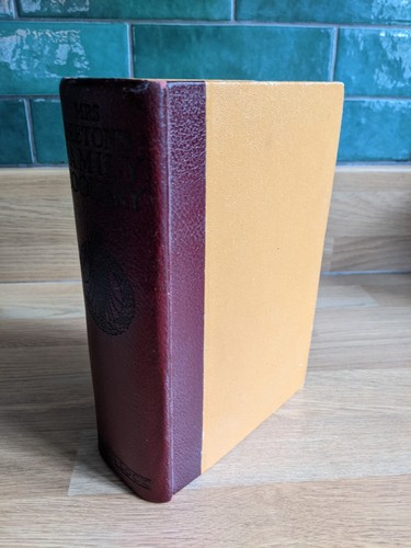 Vintage book mrs beeton - mrs, beeton's