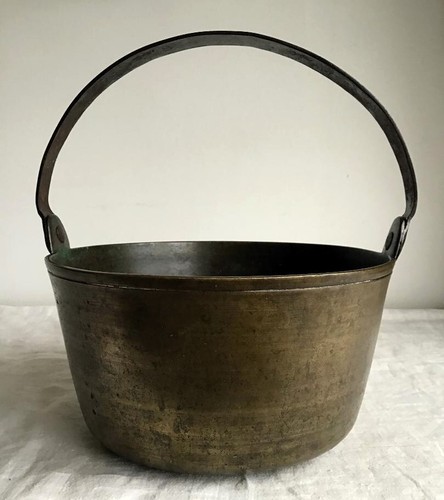 Beautiful heavy thick brass - heavy,