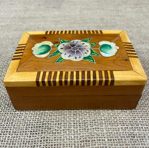Vintage inlaid wooden hindged - vintage,