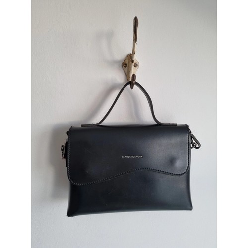 Small black claudia - small,