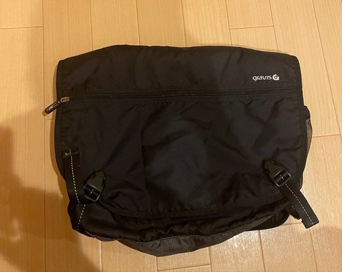00s gravis messenger shoulder