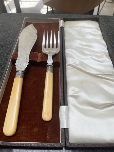 Silver plates fish servers - plates,