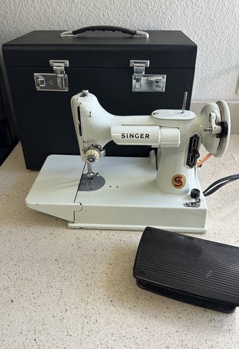 Singer white featherweight - singer,