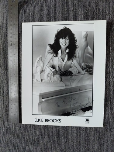 Elkie brooks signed - brooks,