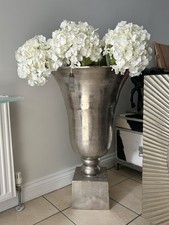 Libra XL Cast Aluminum  Floor Vase