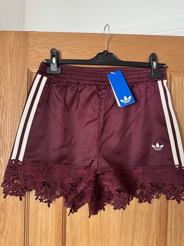 Bnwt adidas women firebird - bnwt,