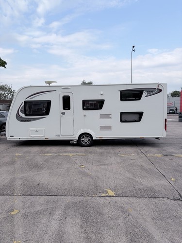 Elddis avante 586 - 6, berth