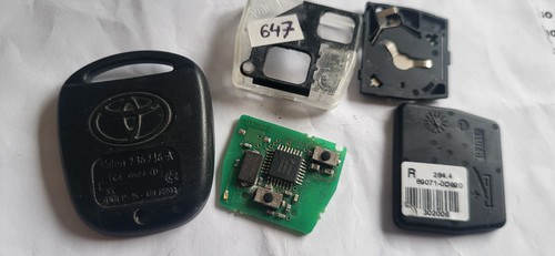 Toyota remote key - fob, insert