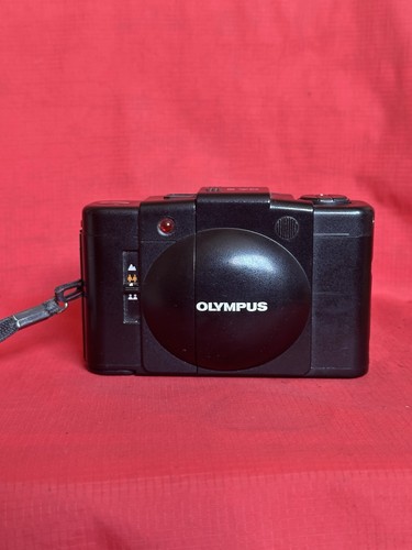 Olympus xa2 35mm film camera - olympus,