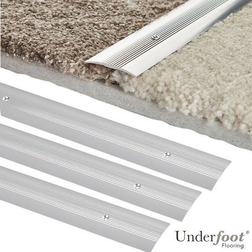 Carpet floor flat door - carpet,