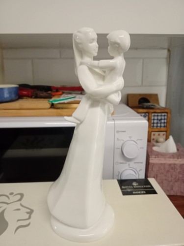 Royal doulton mother - royal, son