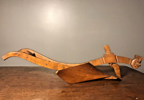 Treen folk art model - folk-art,