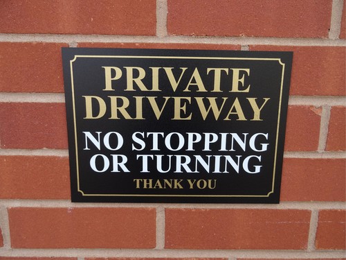 Private driveway stopping - driveway,