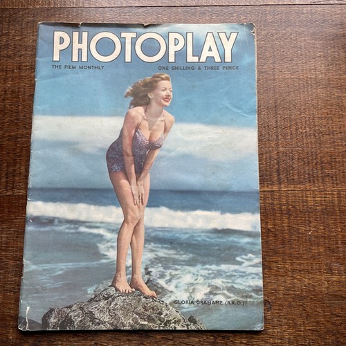 Photoplay magazine august - photoplay,