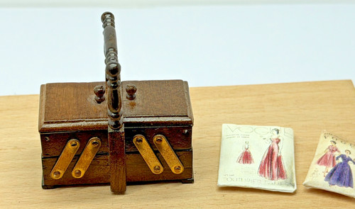 12th scale dollshouse - 12th,