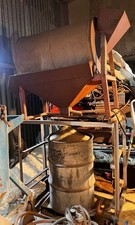 Blast cleaning rotating