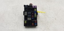 VAUXHALL CORSA E FUSE BOX